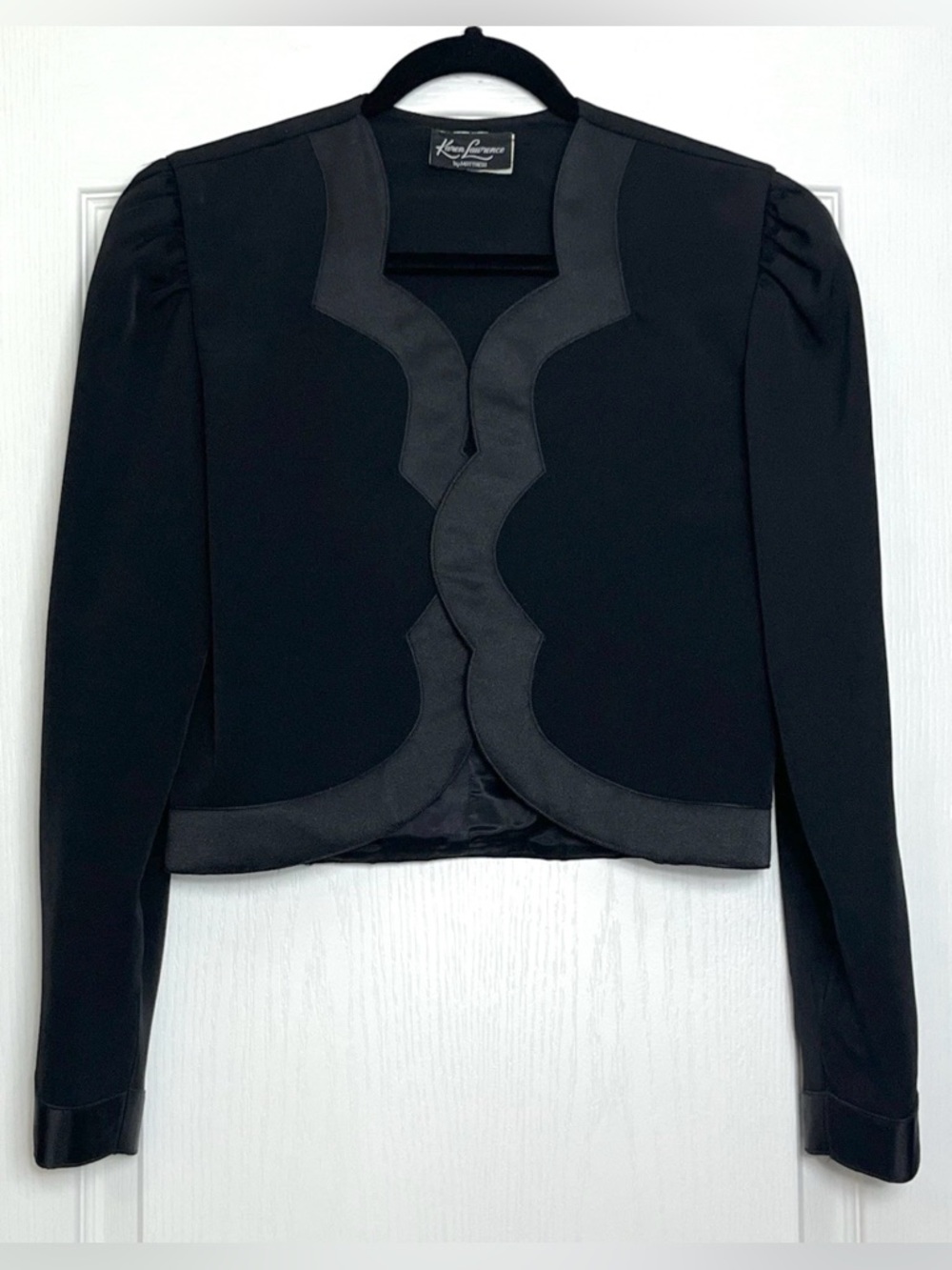 Vintage Karen Lawrence by Matthew Black Scalloped Trim Cropped Jacket Size 4
